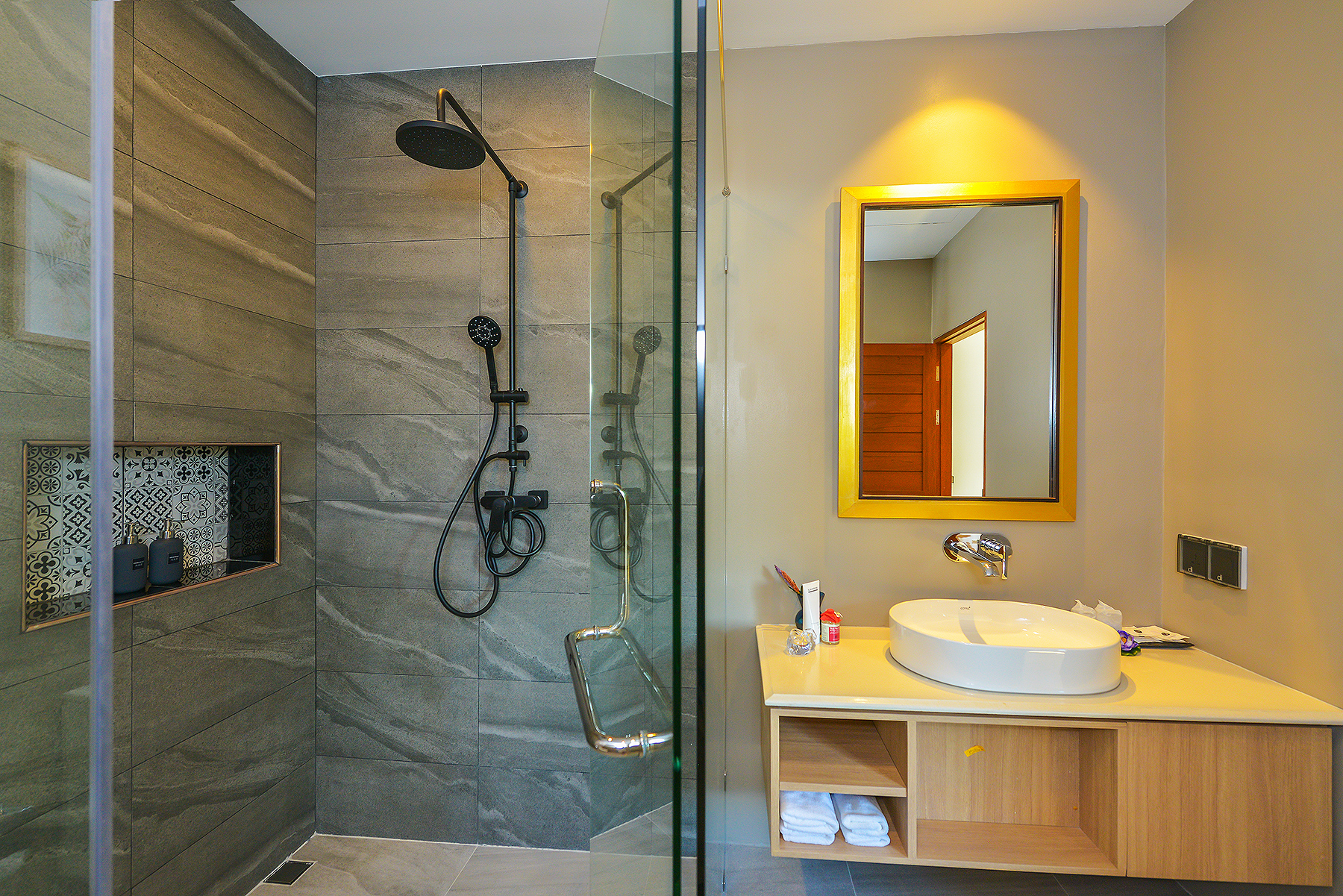 Le Resort and Villas Rawai 7